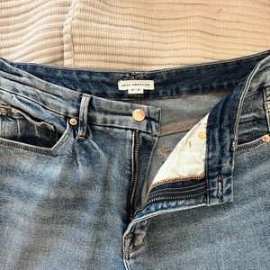 Good American Good Curve Straight Jeans
